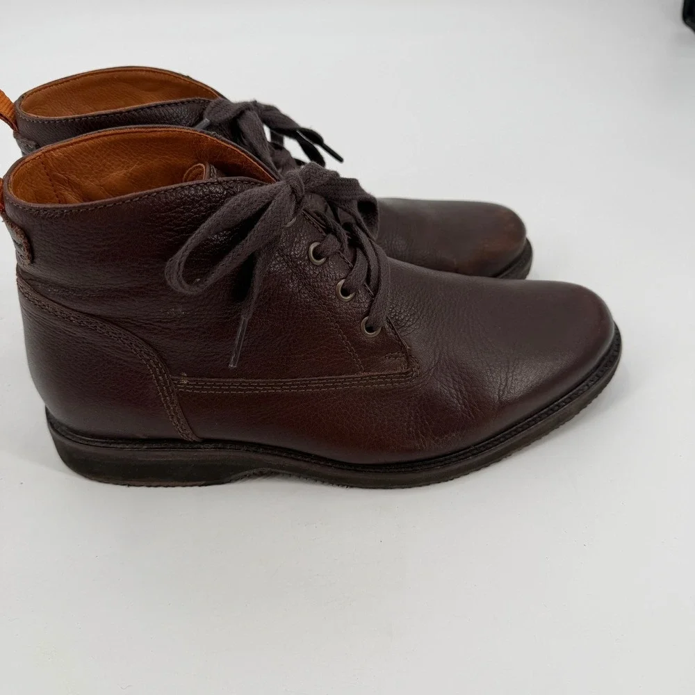 Tommy Bahama Mens Dark Brown Pebbled Leather Chukka Lace Up Boots Rugged Durable